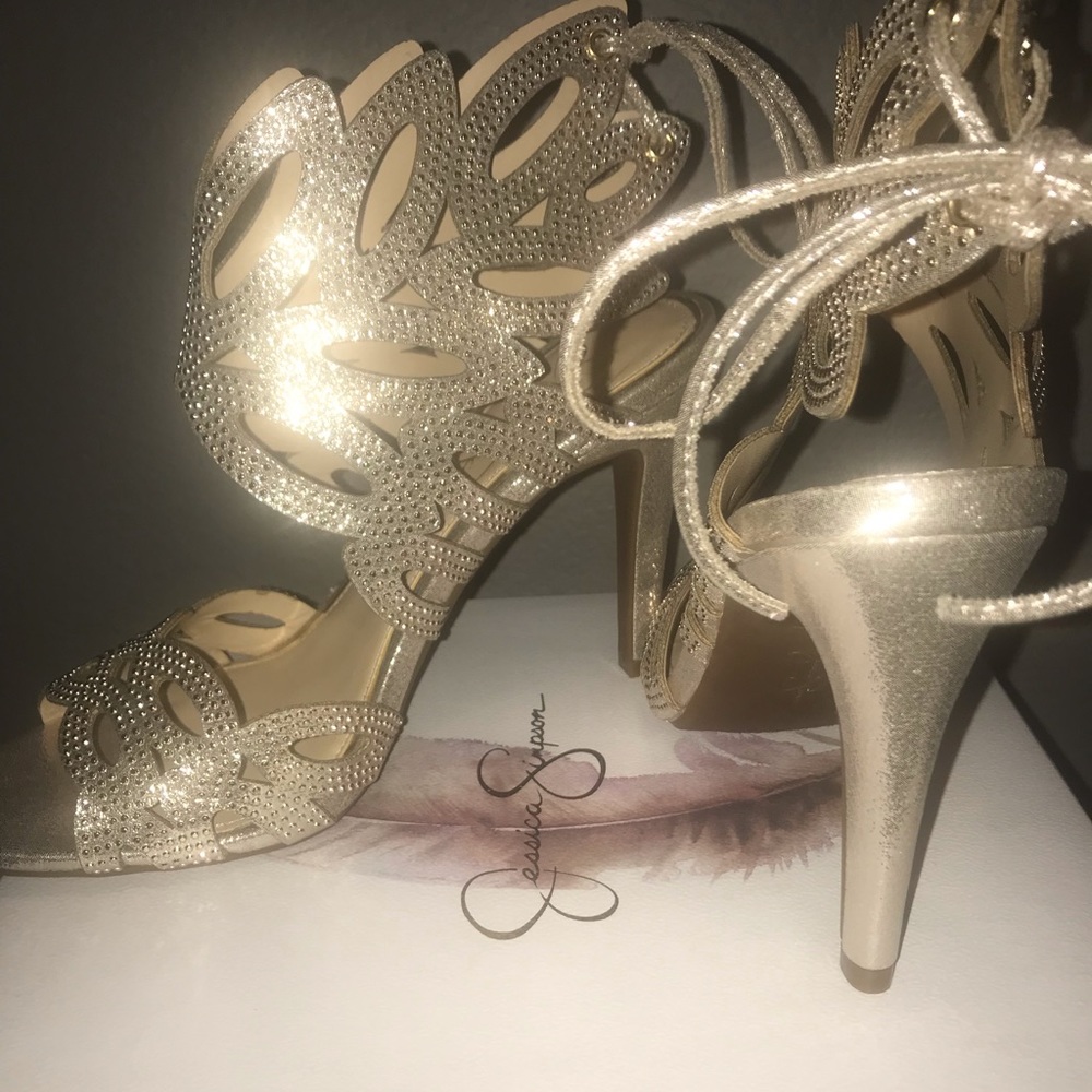Fabulous Pearl Gold Dress Sandal